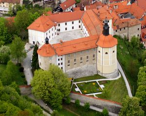 The view of the <!--LINK'" 0:188--> located in Škofja Loka. Since 1959 the castle  serves as the main venue for the archaeological, ethnological, art history, and other collections  of the <!--LINK'" 0:189-->.