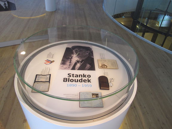 Stanko Bloudek (1890-1959) was a Slovenian sport inventor, designer, builder and educator, who planned and enlarged the 'Bloudek giant' flying hill in Planica as early as 1934. Presented a the Planica Museum opened in 2015.