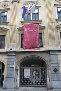 <!--LINK'" 0:68--> entrance at Mestni trg 17 in Ljubljana old town, 2015
