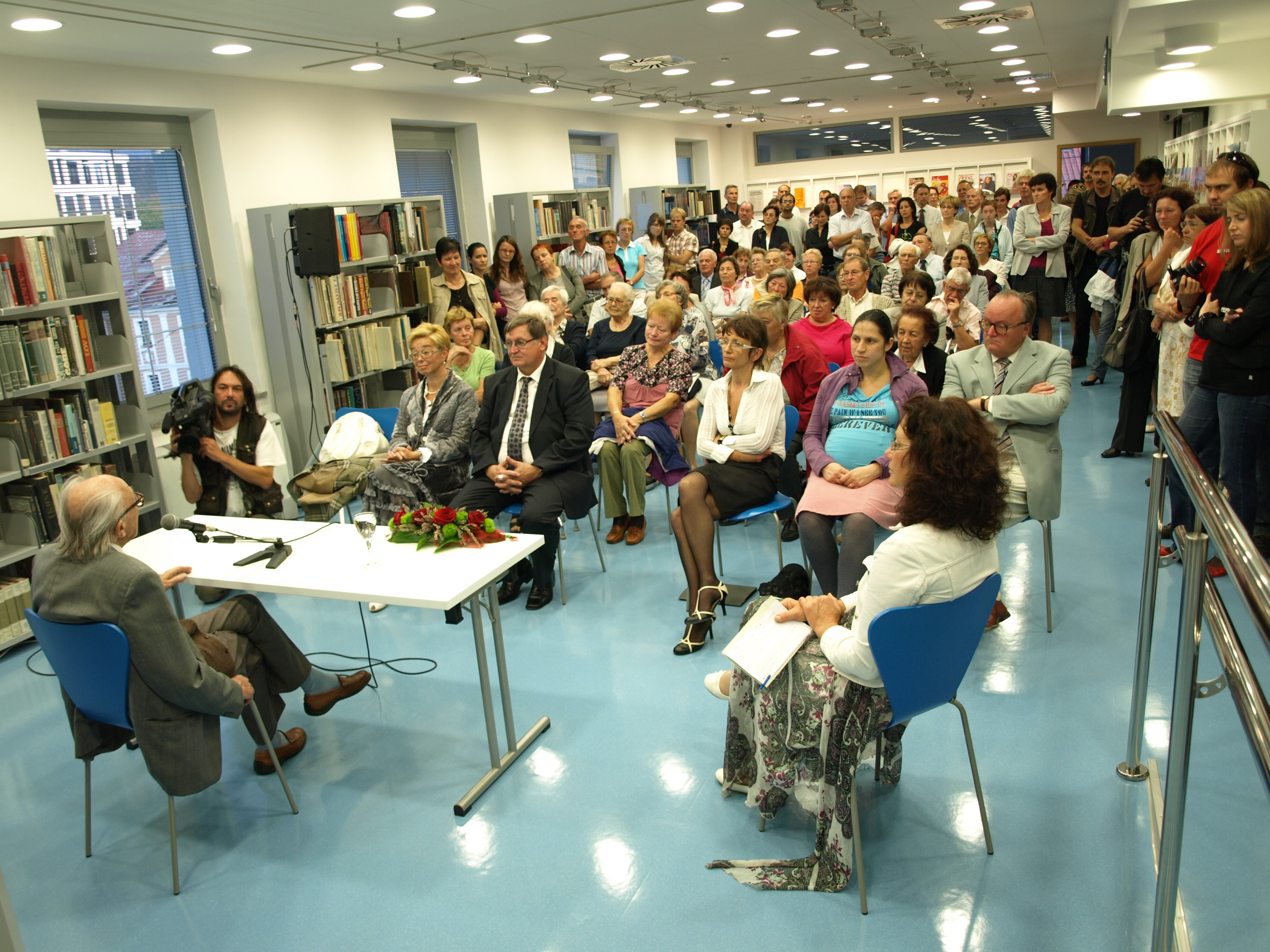 Beno Zupancic Library Postojna 2009 Boris Pahor Photo Uros Mlinar.jpg