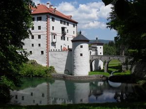 The <!--LINK'" 0:66-->, documented in 1269 when it was owned by the patriarchs of Aquileia,