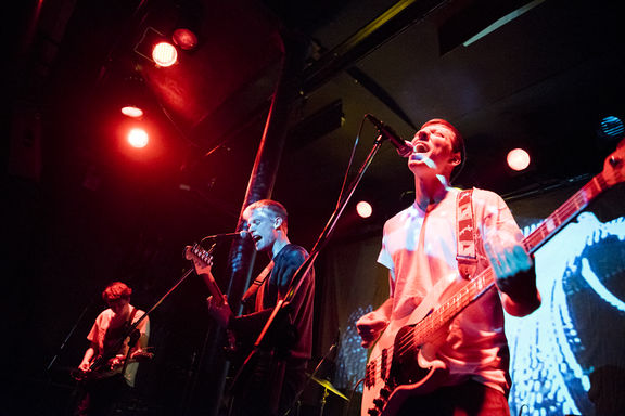 Lynch performing at Klub Menza pri koritu, Club Marathon, 2017.
