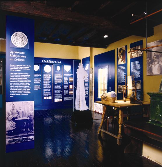 The bobbin-lace collection at the Loka Museum, Škofja Loka, 1998