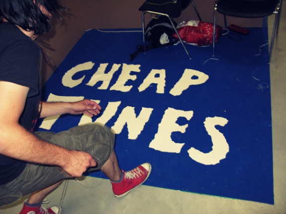 Cheap tunes - 02.jpg