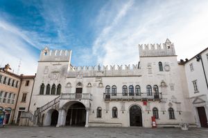 <!--LINK'" 0:105-->, 2020.