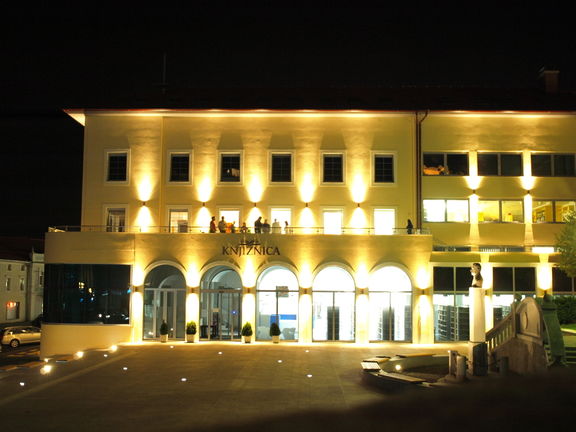 Beno Zupancic Library Postojna 2009 exterior Photo Uros Mlinar.JPG