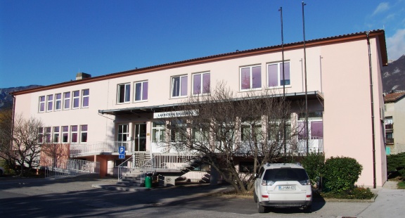 Lavrič Library, Ajdovščina, 2009