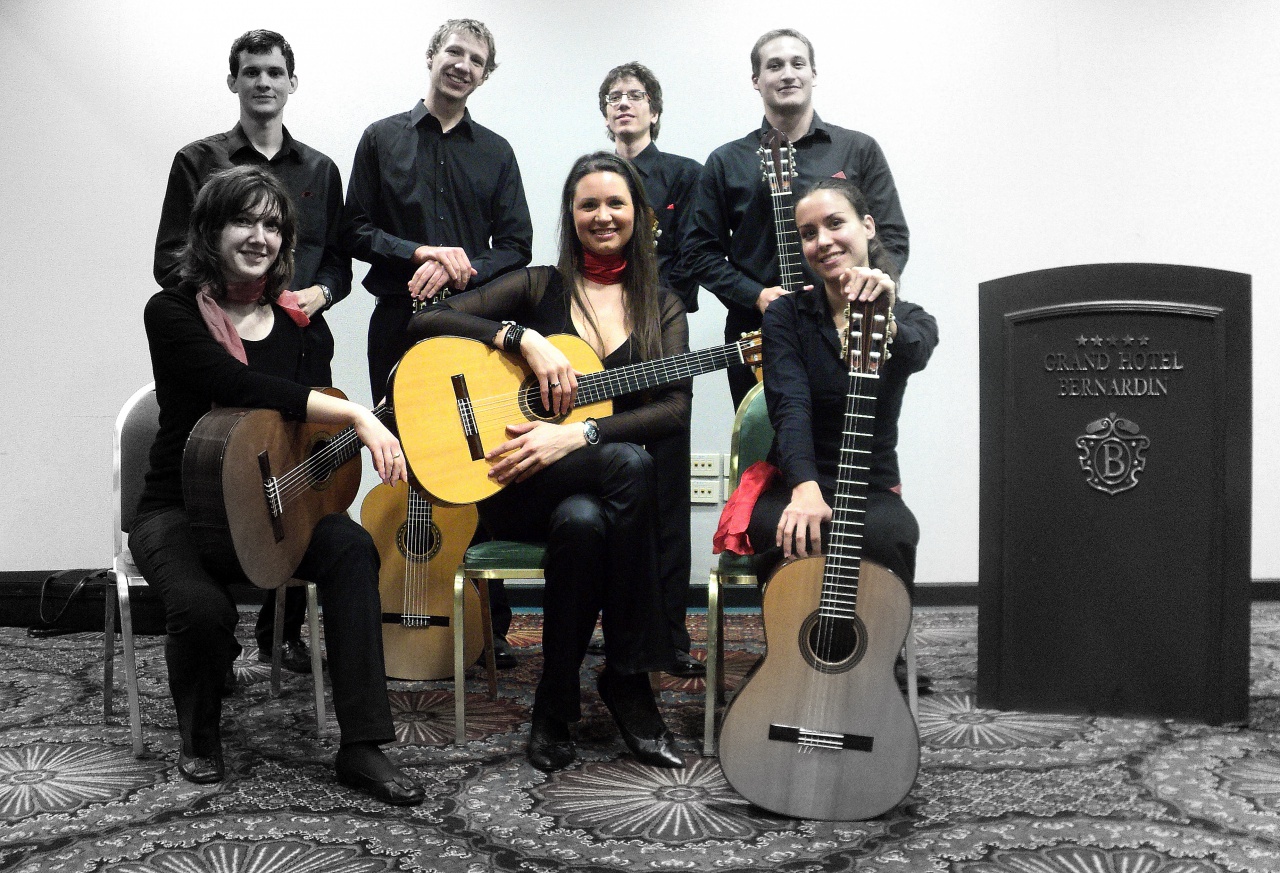 File:Ljudmil Rus Guitar Orchestra 2010 Photo Sandi Pusnik 01.jpg