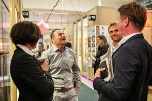 <!--LINK'" 0:486-->, 2019.