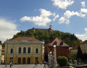 <!--LINK'" 0:37--> and <!--LINK'" 0:38-->, shot from the recently renewed Congress Square [Kongresni trg], 2012