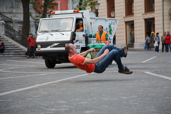 Square, performance based on The Hour We Knew Nothing of Each Other by Peter Handke, Fičo Balet, 2011.