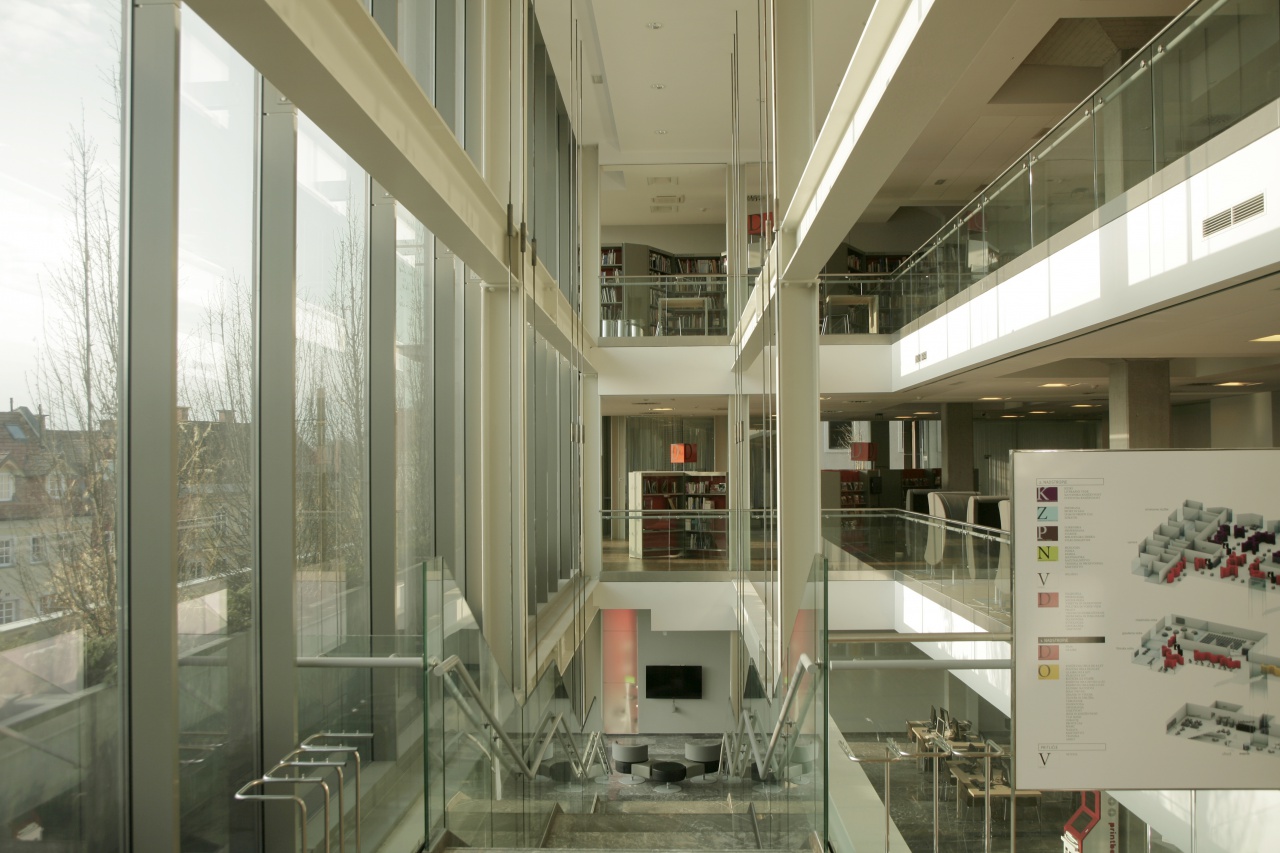 Kranj City Library 2013 staircase.jpg