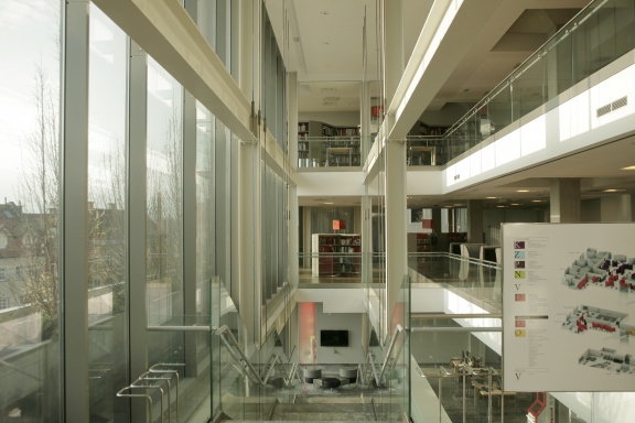 File:Kranj City Library 2013 staircase.jpg