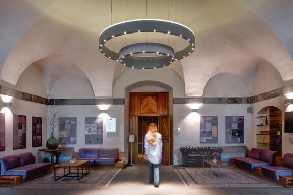 The foyer of Villa Vipolže.