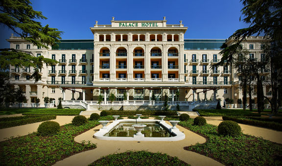 Kempinski Palace Hotel landscape design and historic park restoration by Landscape - Architecture, Design and Consulting, Portorož/Portorose, 2008