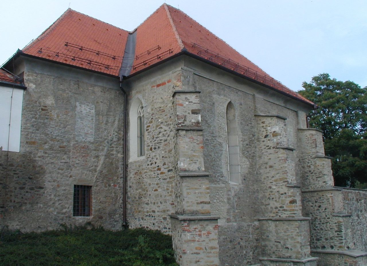 Center of Jewish Cultural Heritage Synagogue Maribor 2001 exterior.jpg