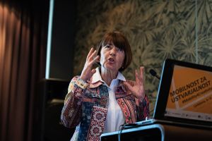 <!--LINK'" 0:58--> at the <!--LINK'" 0:59-->/<!--LINK'" 0:60--> conference Mobility4Creativity in 2019.