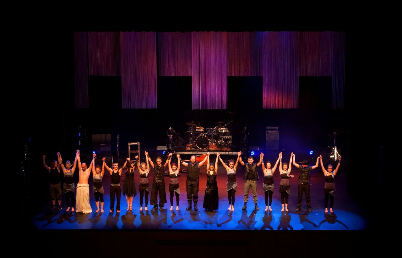 File:Celje Dance Forum 2009 Ionosphere 2 premiere Photo Tomaz Cernej.jpg