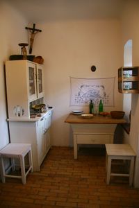 Inside a preserved miners cottage, showing the social situation of miners in the last 100 years, <!--LINK'" 0:1350-->