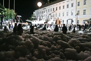 Street theatre at <!--LINK'" 0:177--> in Maribor, 2009