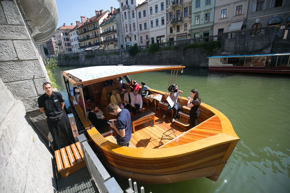 Ljubljana Festival 2016 Concert at Ljubljanica river Photo Anze Krze.jpg