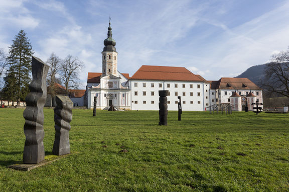 File:Bozidar Jakac Art Museum 2014 Agnessa Ivanova Petrova Streams.jpg