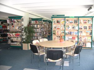 <!--LINK'" 0:33-->, reading room, 2006