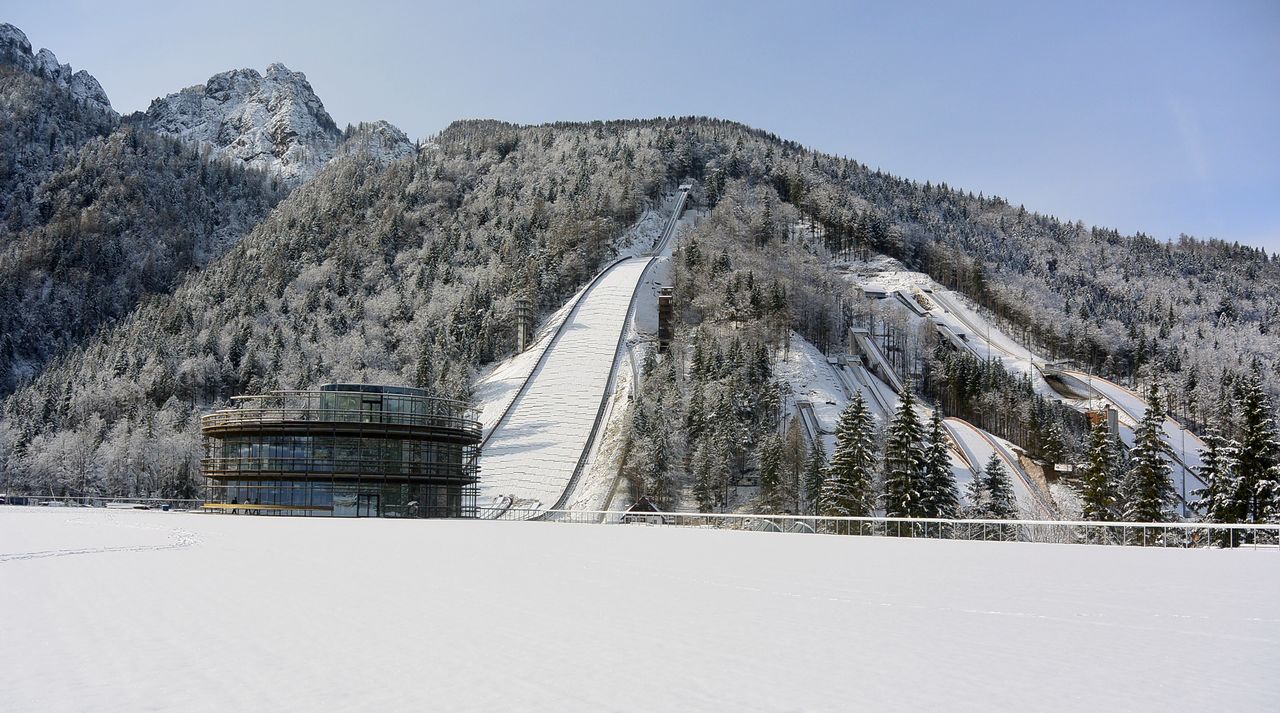 Planica Museum 2015 flying hill.jpg