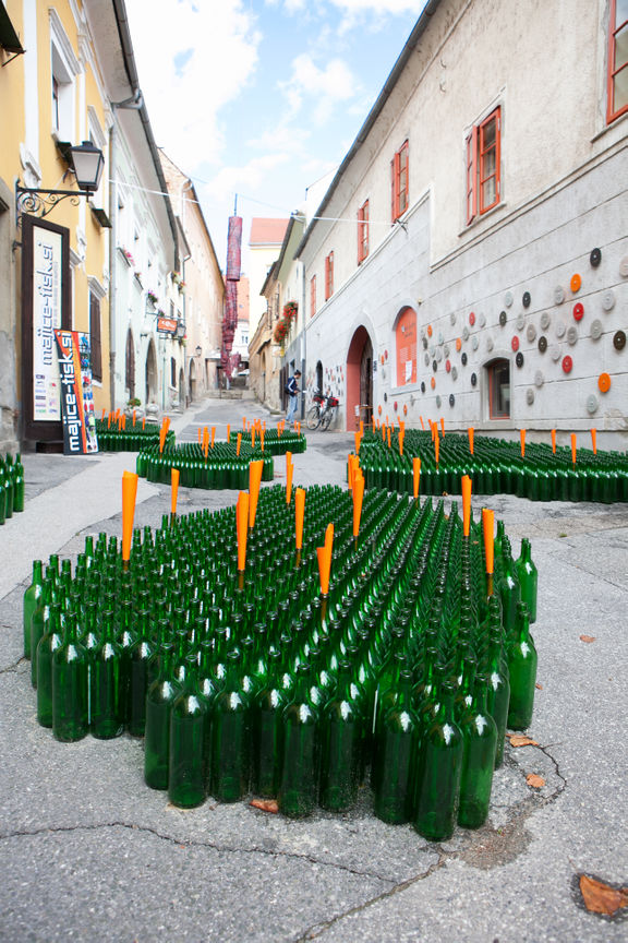 Days of Poetry and Wine Festival 2014 Poetry Meadow Photo Matej Pusnik.jpg