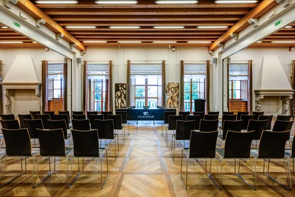 The Piano Nobile hall at Villa Vipolže.