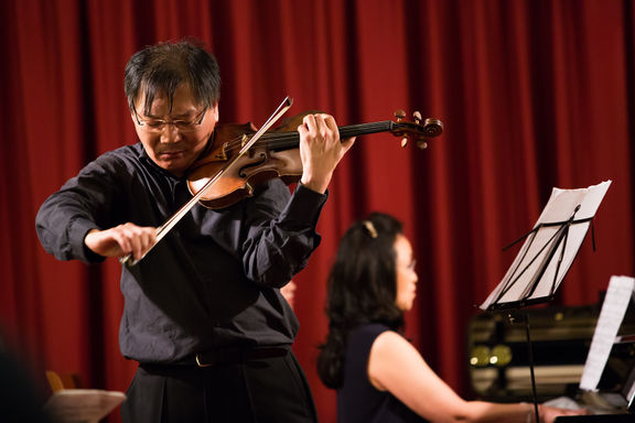 Bled festival 2016 Saewon Suh with student Photo Boris Pretnar.jpg