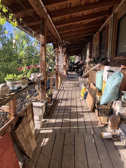 A shared balcony at the Asylum Studio.