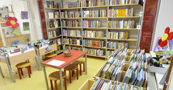 Jesenice Municipal Library 2012 childrens department.JPG