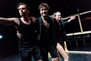 Primož Bezjak, Branko Jordan, and Katarina Stegnar from collective <!--LINK'" 0:32--> in their performance <i>Grosse Erwartungen</i>. Author: Nada Žgank