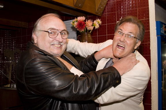 Film directors Slobodan Šijan (SER) and Brian Yuzna (USA) during a friendly discussion at the Grossmann Fantastic Film and Wine Festival 2008