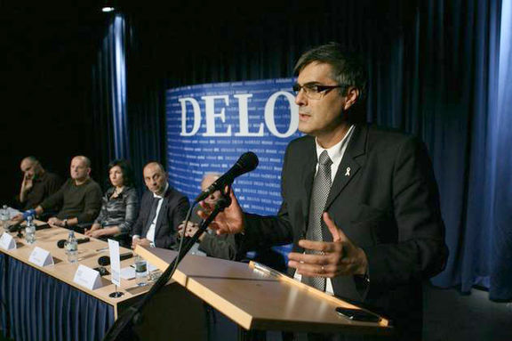 Delo Newspaper 2010 Round table.jpg