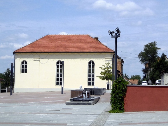 Lendava Synagogue and the Slovenian Holocaust Museum.