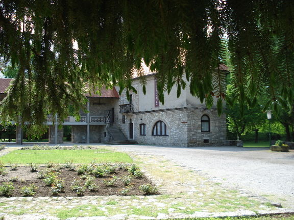 File:Ribnica Castle 2012 Museum of Ribnica Photo Mitja Ilc.JPG