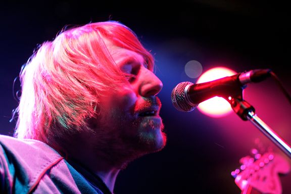 Dandelion Children performing on FV Music Festival, 2011