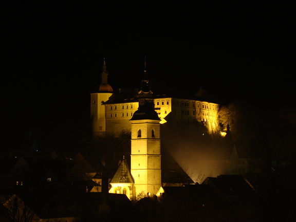 File:Loka Castle 2007 at night Photo Denis Zadnikar.jpg