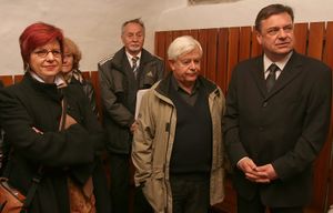 <!--LINK'" 0:168-->, <!--LINK'" 0:169-->, and <!--LINK'" 0:170--> at the opening of graphic design exhibition <i>Najboljše iz Vojvodine</i> at the Atrium of the <!--LINK'" 0:171--> (Ljubljana Town Hall), 2008