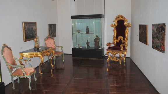 The Cultural History Collection at Koper Regional Museum, applied art objects and documentary material from the late Middle Ages to the 20th century housed in the palace Belgramoni Tacco