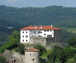 <!--LINK'" 0:36-->, built before 1213 with with exterior Renaissance walls and towers, <!--LINK'" 0:37-->