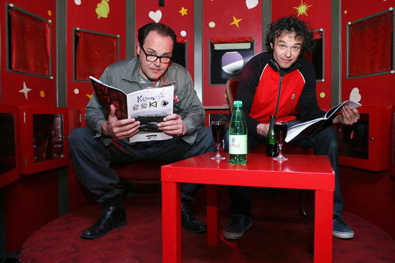 Nani Poljanec and Jani Pirnat, art historian (Domestic Research Society), presenting the first volume of the KunstHaus fanzin at Račka Gallery in Celje, 2011