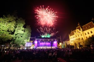 A joint concert by the <!--LINK'" 0:66--> and the Zagreb Philharmonic Orchestra, held at Kongresni trg as the opening concert of the Ljubljana Festival, 2016