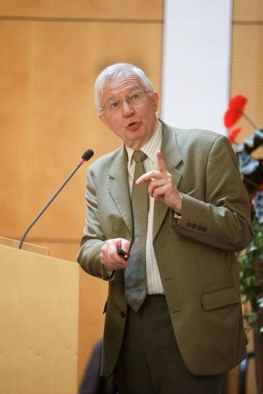 A lecture by the Nobel Chemistry Prize laureate Jean-Marie Lehn at the Out of the Box seminar at the University of Maribor, Maribor, European Capital of Culture 2012