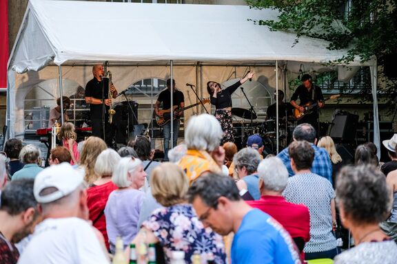 The music group Katalena performing at Slovenian Cultural Days in Berlin, 2023. Photo: Christian Krug