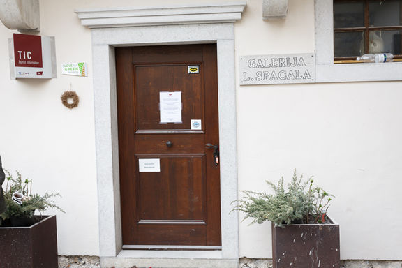 Entrance to Lojze Spacal Gallery, Štanjel, 2020.